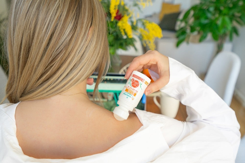 Puressentiel Gelenk & Muskel Roll-On mit 14 ätherischen Bio-Ölen – lindert Muskel- und Gelenkschmerzen, 75 ml Roll-On